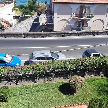 B&B Sea Terrace Aci Castello Ngoại thất bức ảnh